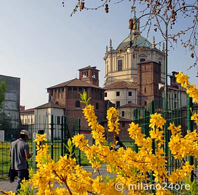 San Lorenzo Maggiore alle Colonne im Parco delle Basiliche