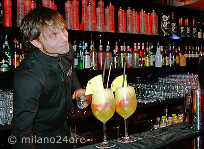 bartender in the Just Cavalli Cafè